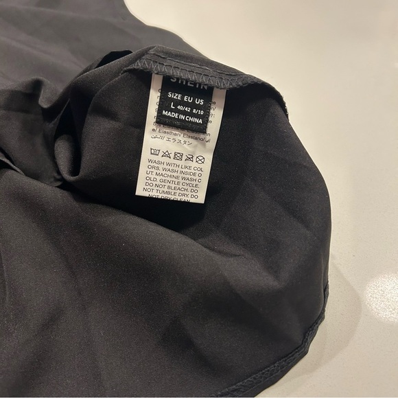 SHEIN Black Sleeveless Blouse with Textured Lace Top, size large - Picture 3 of 4